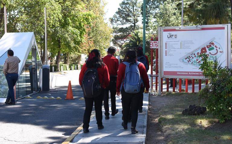 Regresan a Clases Presenciales más de 15 mil Alumnos de la UATx