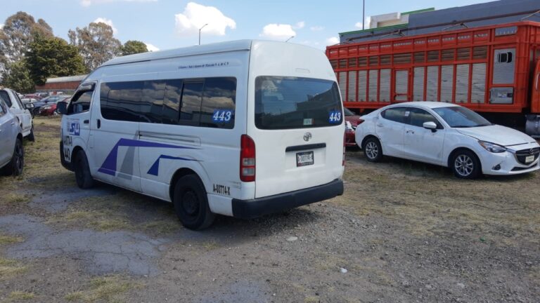 Sanciona SMyT Combi que Prestaba Servicio en Ruta no Autorizada