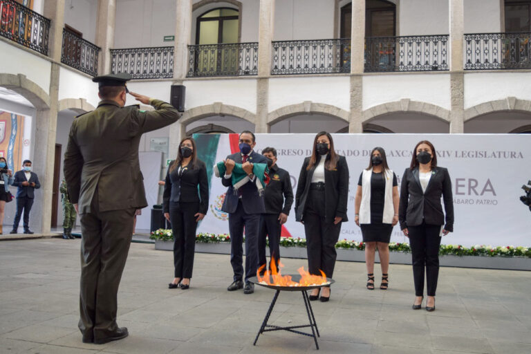Con Nueva Bandera Nacional, Congreso de Tlaxcala Conmemora Este 24 de Febrero