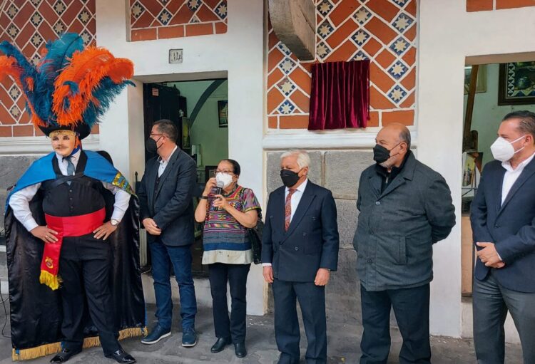 Develación Placa (1)