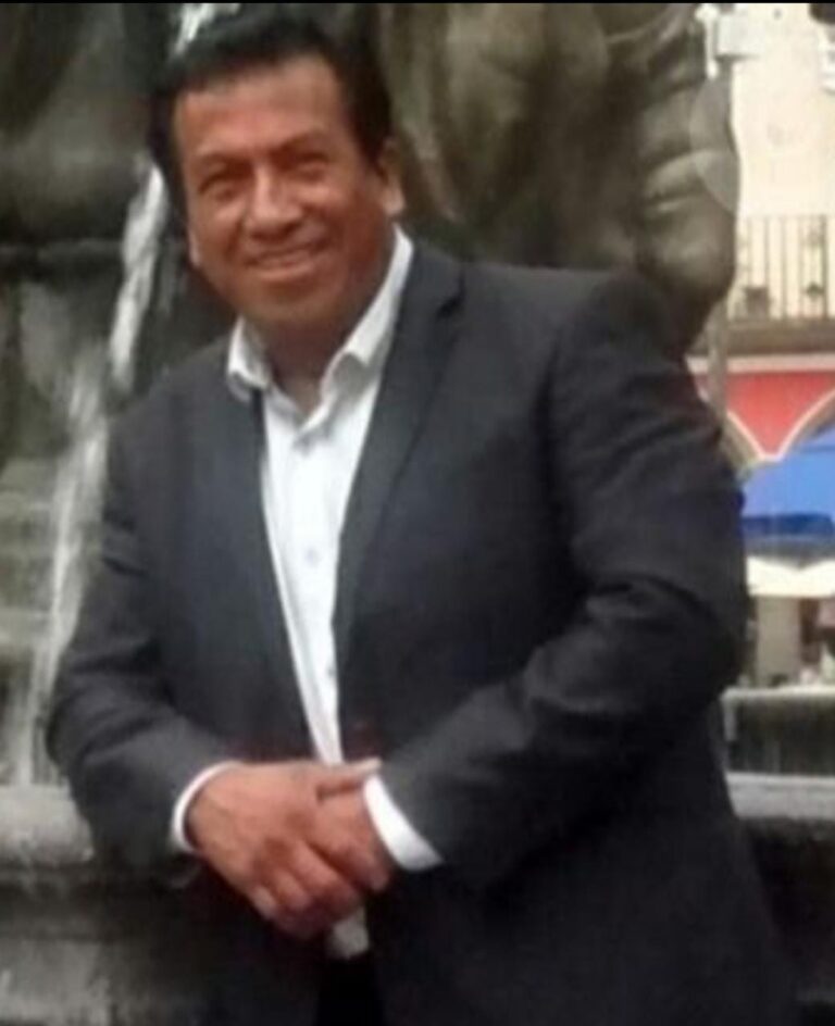 Contingente de Xicohtzinco en el Congreso Local