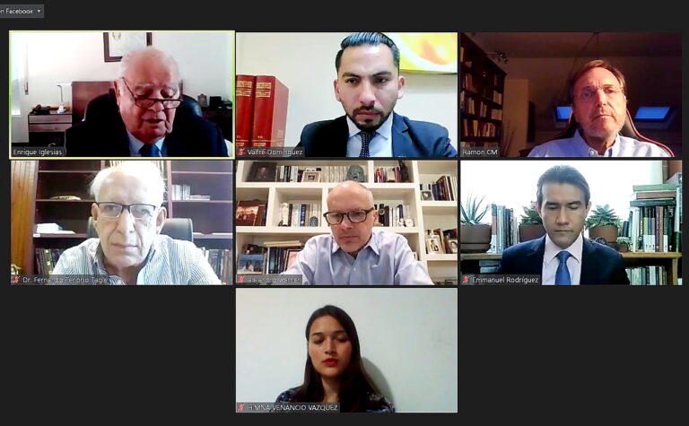 Presentan en la UATx libro sobre capitalismo post COVID