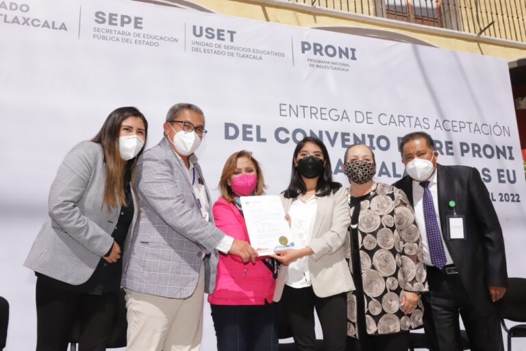 Autoridades estatales entregaron cartas aceptación del convenio entre Proni y Texas