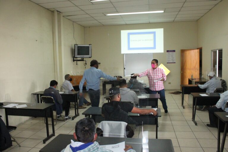 SMyT ha capacitado más de mil operadores de tranporte público bajo estándar de competencia