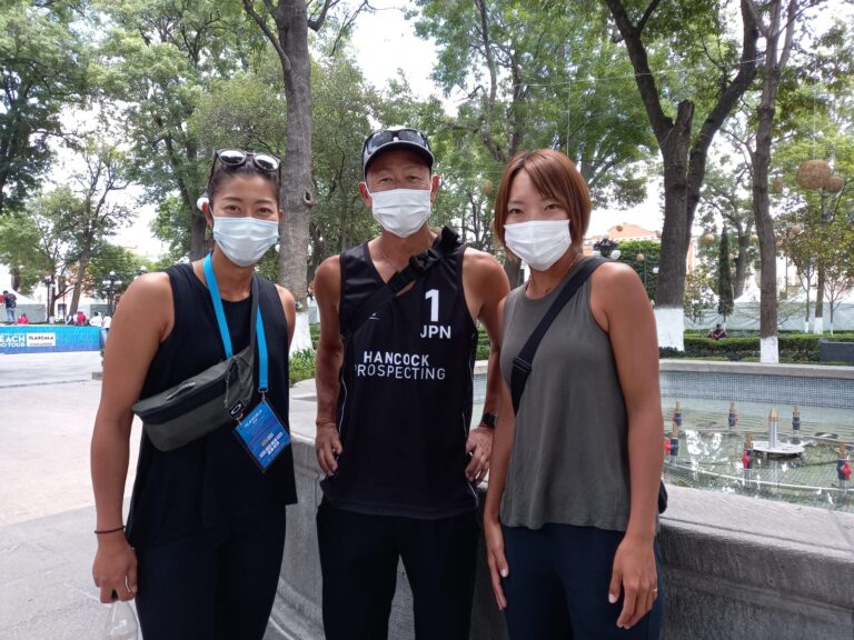 Gastronomía y calidez de Tlaxcala encanta a atletas internacionales del Tour Mundial de Voleibol de Playa 2022