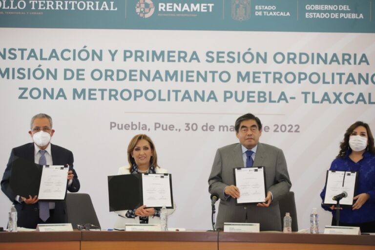 Instalan gobiernos de Tlaxcala y Puebla comisión de ordenamiento metropolitano