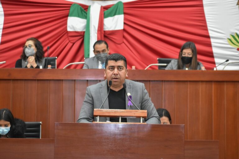 Aprueban diputados que integrantes de Ayuntamientos presenten informes de actividades