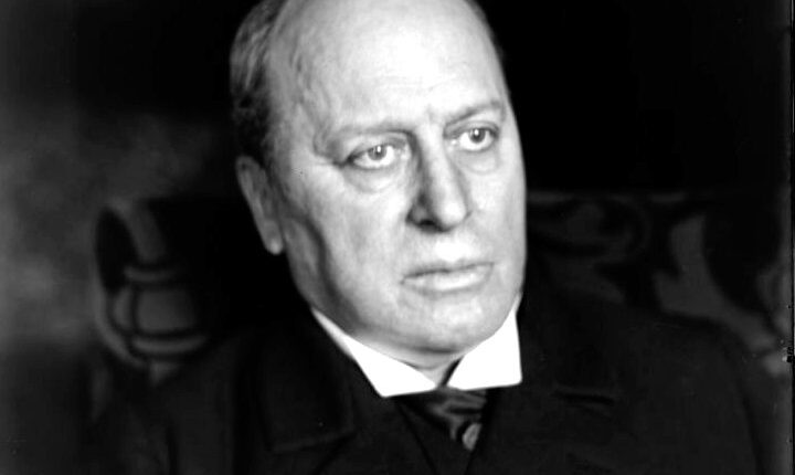 Henry_James_by_William_M._Vander_Weyde