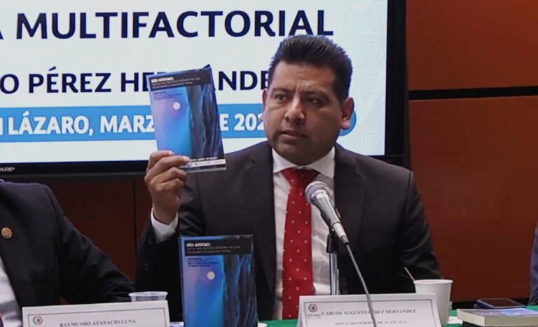 Presentan Histórico Libro «Río Atoyac» en el Congreso Federal
