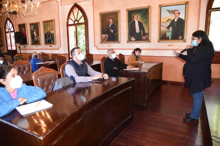 Imparten pláticas de prevención de acoso y hostigamiento sexual en Ayuntamiento de Tlaxcala