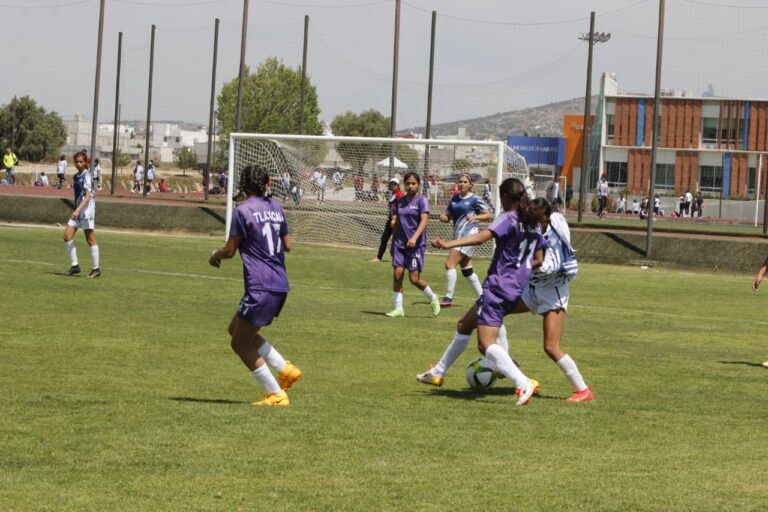 Clasifica invicta selección femenil de fútbol de Tlaxcala a nacionales Conade 2022