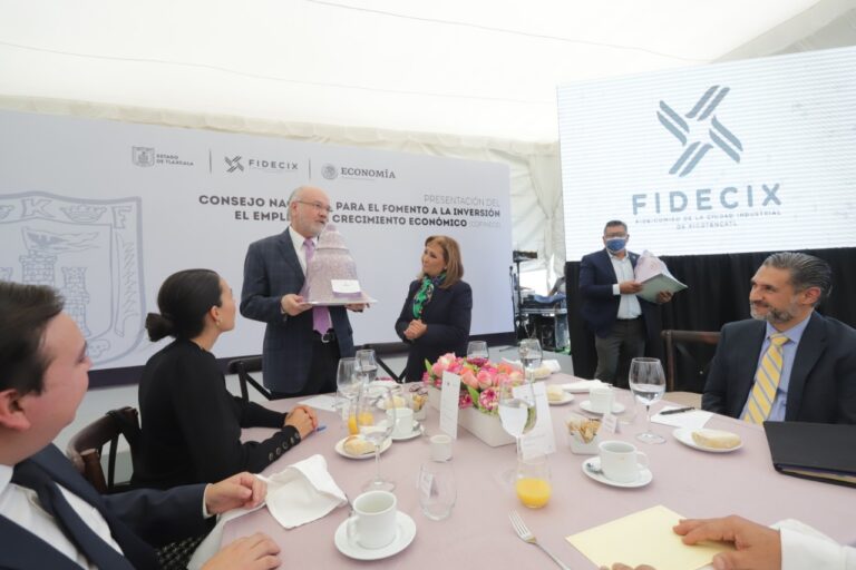 Gobiernos Estatal y Federal muestran beneficios del Cofinece al sector empresarial