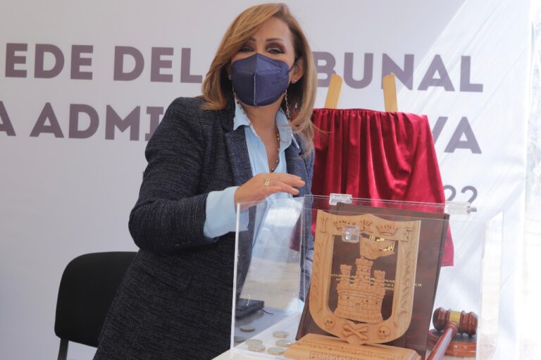 Gobernadora Lorena Cuéllar colocó la primera piedra de la sede oficial del TJA