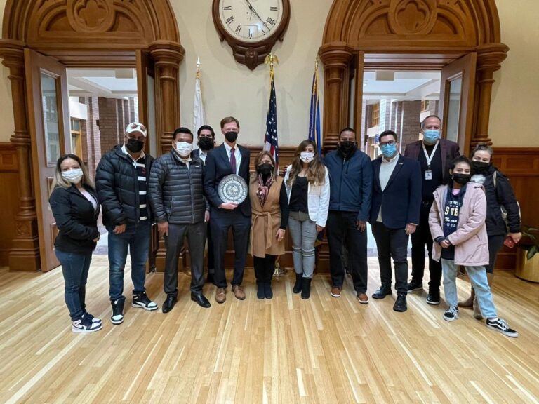 Inauguró Gobernadora Lorena Cuéllar Consulado Sobre Ruedas en Connecticut