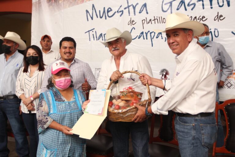 SIA y Hueyotlipan fomentan producción de alimentos nutritivos