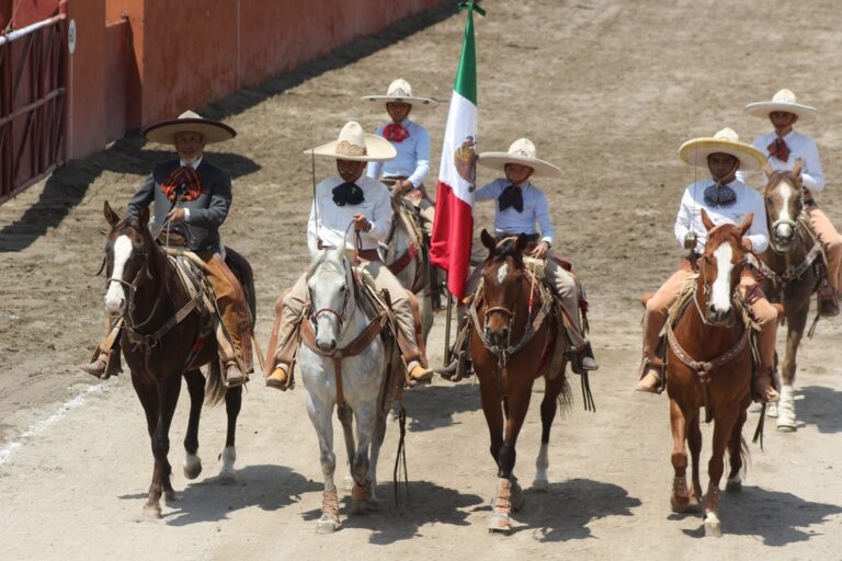 Santos Cedillo inauguró Estatal charro en Huamantla