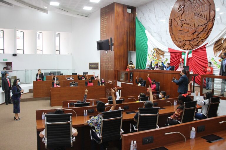 Aprueba Décimo Tercer Parlamento Infantil integración de su Mesa Directiva