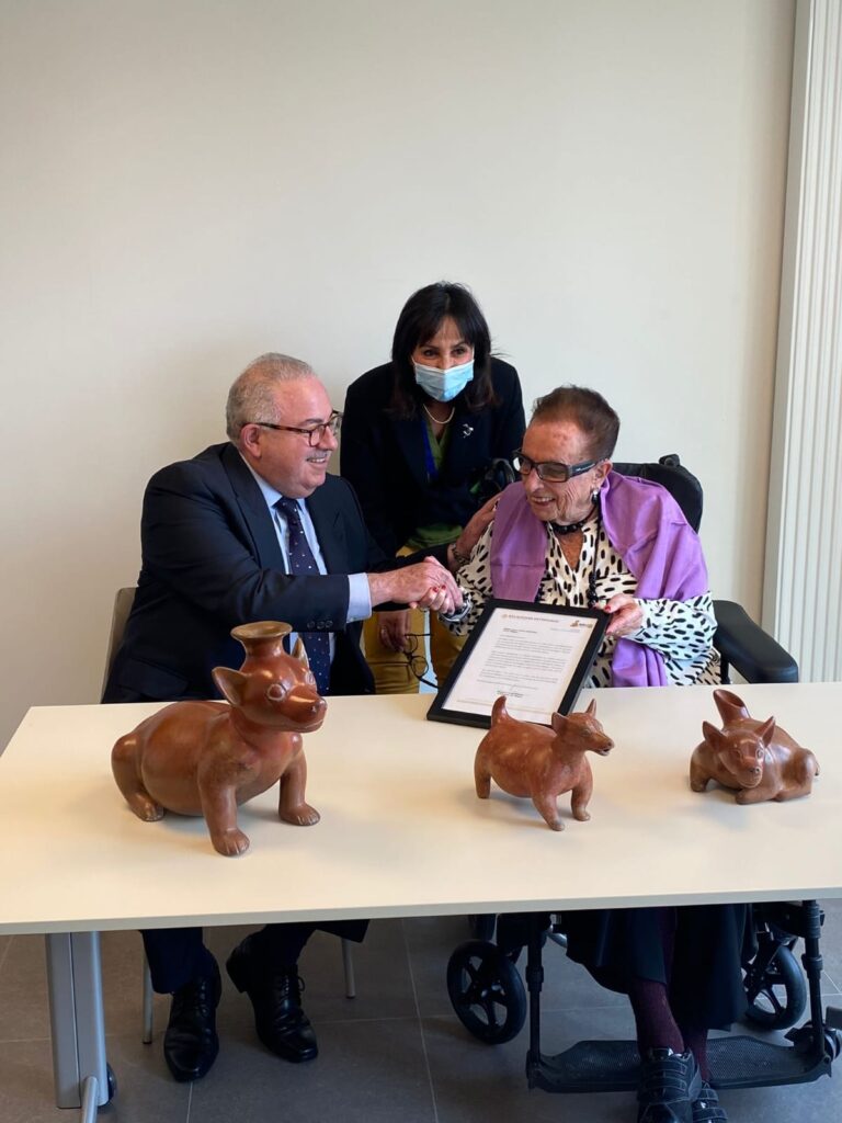 Restituyen a México piezas arqueológicas prehispánicas que se subastarían en Bélgica