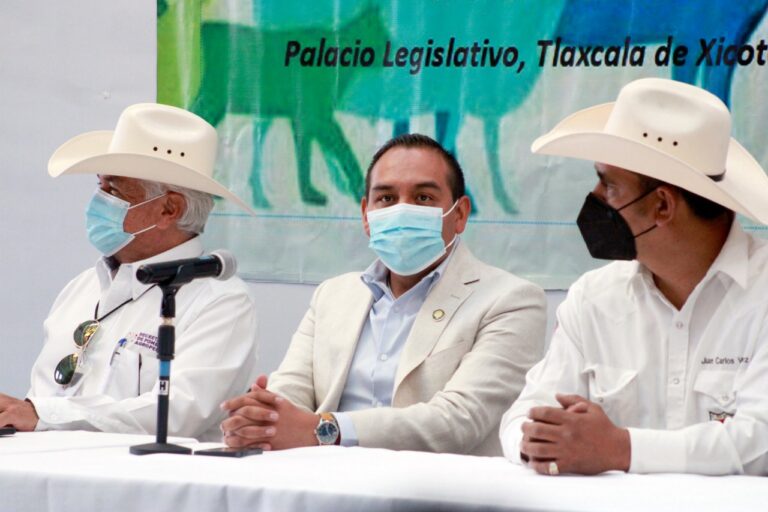 La voz ciudadana en foros, leyes que mejoren la calidad de vida: Miguel Ángel Caballero Yonca