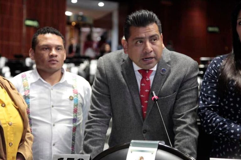 Reconoce Carlos Augusto Compromiso y Atención a Migrantes de Lorena Cuéllar