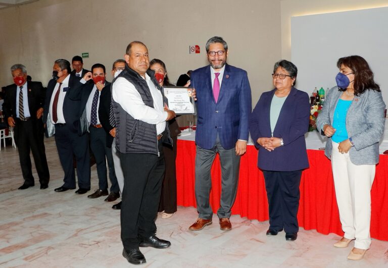 Celebra STEISET su 52 Aniversario   