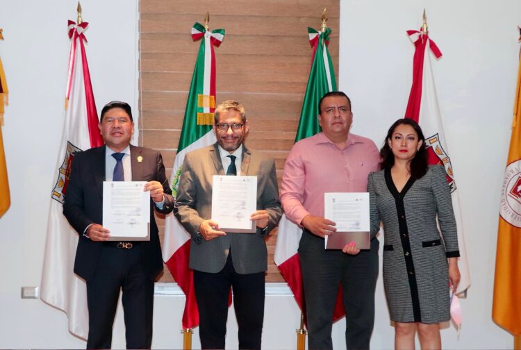 18 Vincula UATx trabajo multidisciplinario con comunas (1)