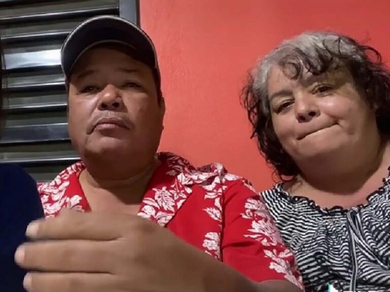 Papá finge discapacidad para que le den beca a su hija, pero le gana la risa