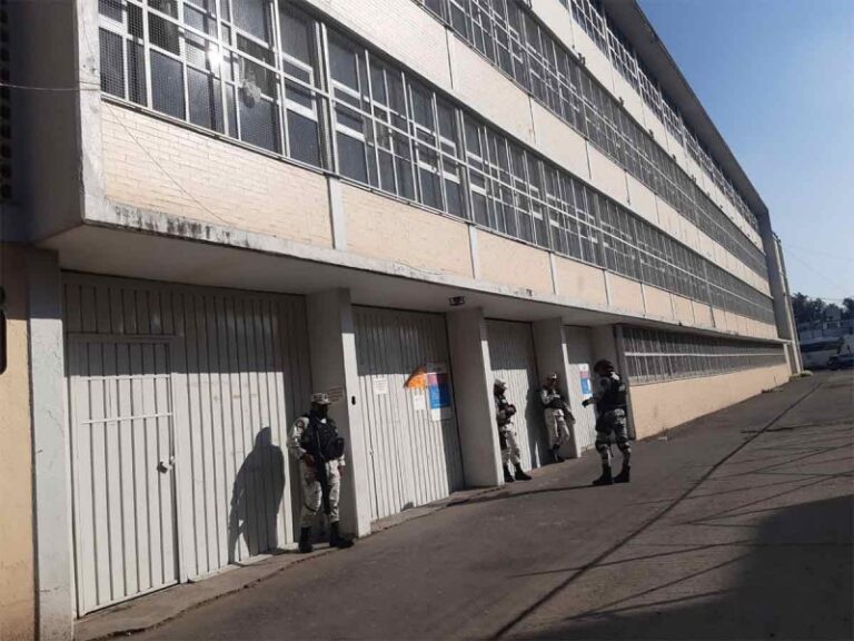 Guardia Nacional resguarda secundaria tras amenaza de alumno