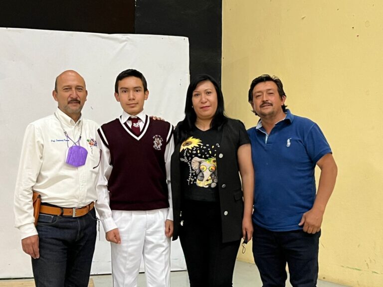 Técnica 14 de Tetla celebró el 1er concurso de oratoria para madres de familia