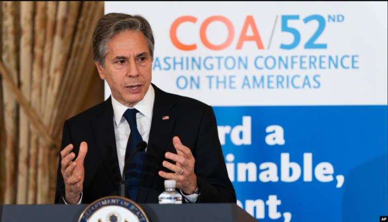 Chamaquearon al Presi /Raymundo Riva Palacio (México)