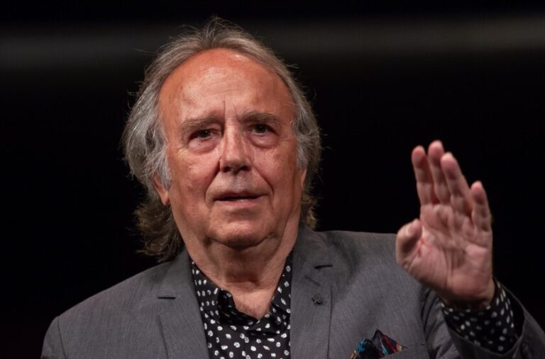 Lo Nuestro es Pasar /Pablo Hiriart (México)