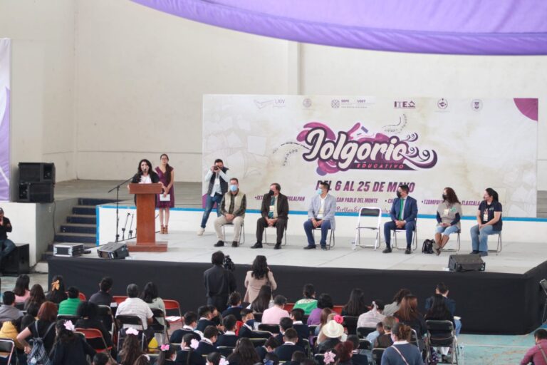 Congreso Realiza Consulta para la Reforma a la Ley de Educación en Calpulalpan