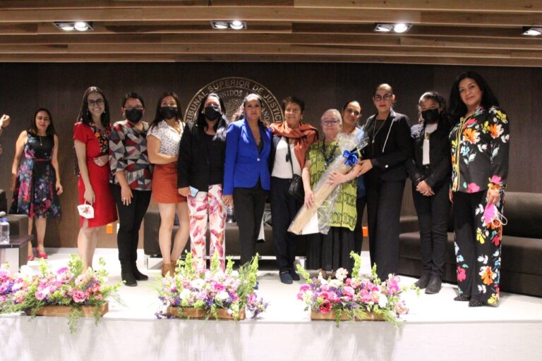 Dicta conferencia experta internacional en género y DH: Alda Facio Montejo, en el TSJE  