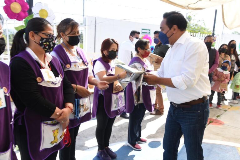 Gobierno de Tlaxcala Capital Reconoce y Festeja a Mamás de San Lucas Cuauhtelulpan