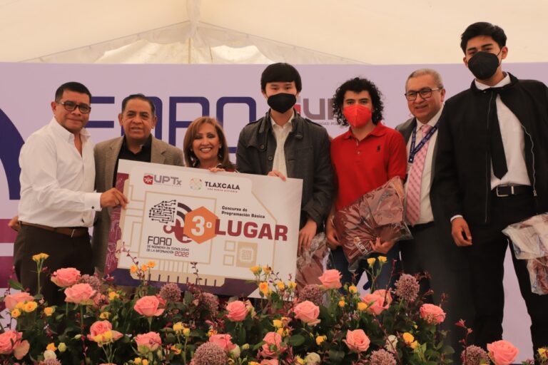 Reconoce Gobernadora Lorena Cuéllar el talento y la creatividad de estudiantes de la UPTx