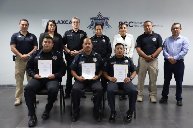 SSC entregó constancias de certificación a instructores de Seguridad Pública