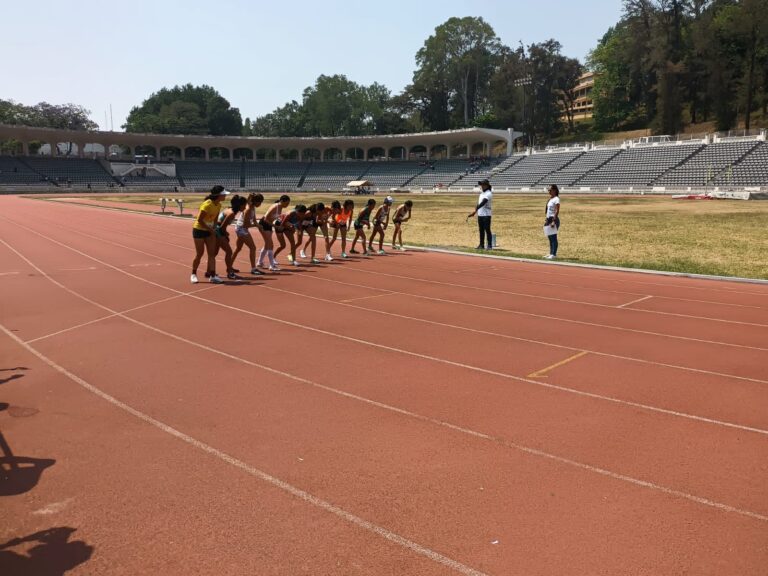 Atletas de Tlaxcala se Preparan en Xalapa Rumbo a Nacionales Conade 2022