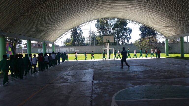 Alumnos de Secundaria en Santa Cruz, Temen por Amenazas de Muerte