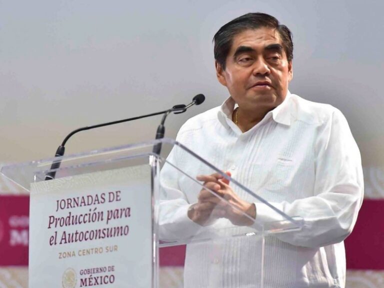 Barbosa llama a poblanos a regular comportamiento tras linchamiento