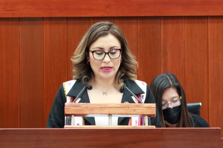 Dip. Reyna Flor Báez reconoce trascendencia histórica del Congreso del Estado  