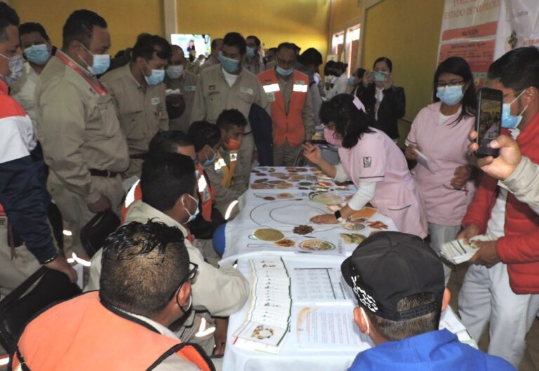 IMSS Tlaxcala reactiva Ferias Pro Salud con personal de CFE