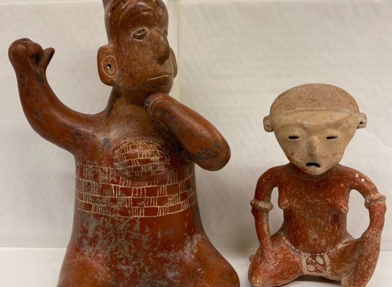 Restituyen a México dos piezas precolombinas desde Estocolmo, Suecia