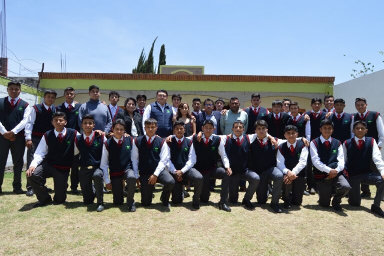 Conalep Celebró a Seleccionados de Béisbol y Fútbol que Irán a Fase Nacional