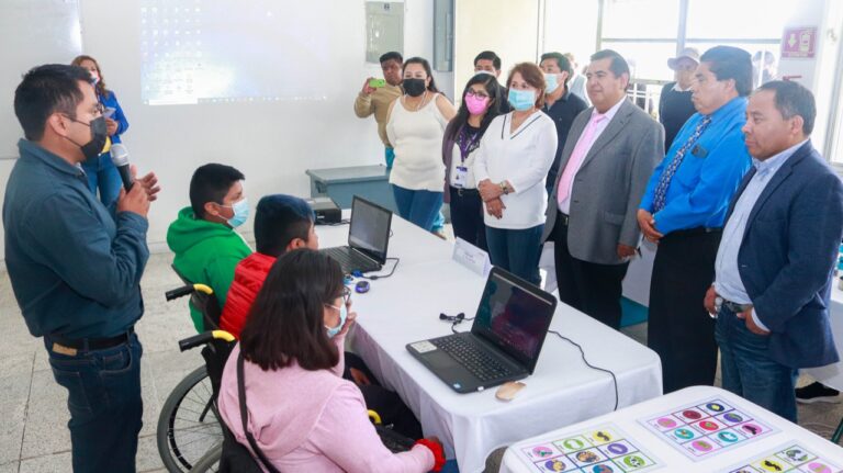 Presentan prototipos de la rama artesanal y tecnológica en Icatlax
