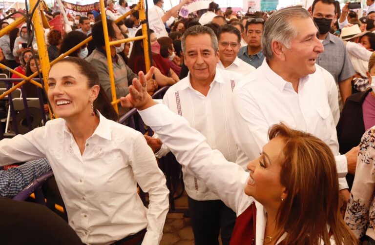 Sheinbaum Distinguió a Lorena Cuéllar Como una de las Mejores Gobernantes del País