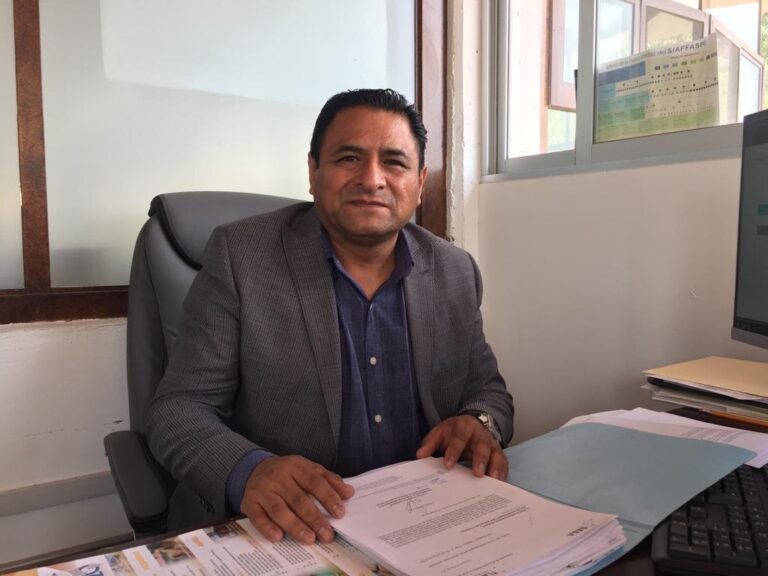 Atiende SESA a trabajadores de la clínica de especialidades