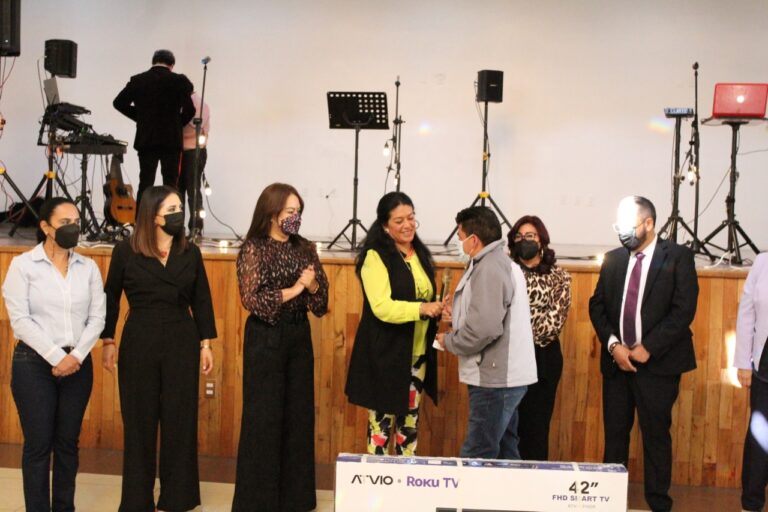 Reconoce la Magistrada Presidenta a los padres del Poder Judicial del Estado