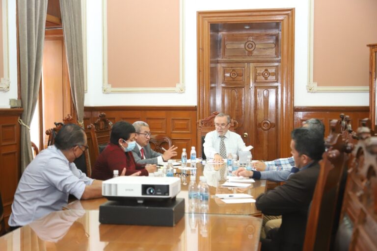 Reanudan actividades en la SEPE-USET; autoridades educativas y sindicales logran acuerdos