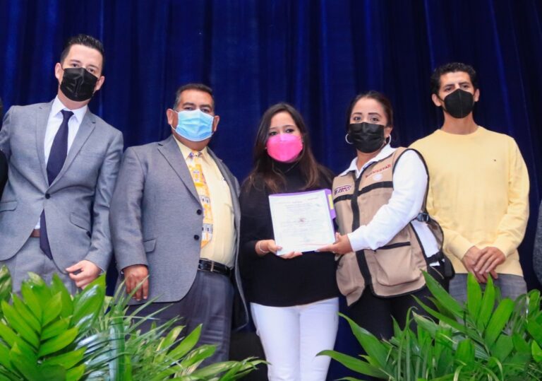 Certifican Icatlax y Delegación de Bienestar a 190 servidores de la nación