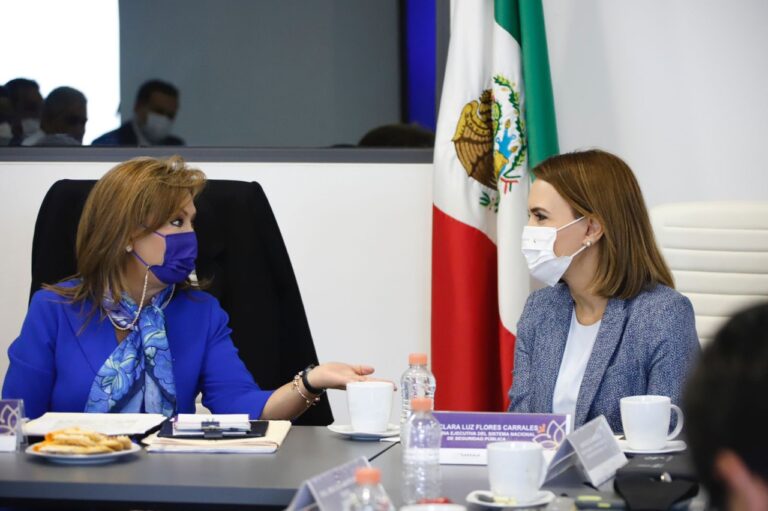 Fortalecerán Lorena Cuéllar y Clara Luz Flores trabajo conjunto en materia de seguridad